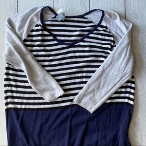Old Navy long sleeve sweater shirt